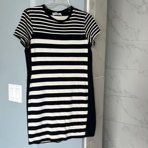 Super cute Zara t-shirt dress. 28